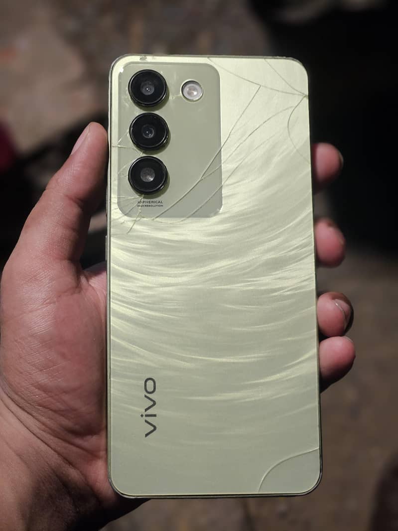 Vivo Y100 0