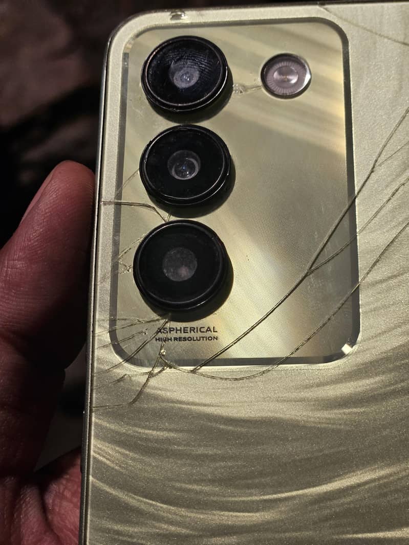 Vivo Y100 1