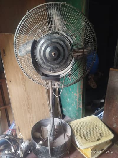 Pedestal Stand Fan Heavy Duty Good Condition