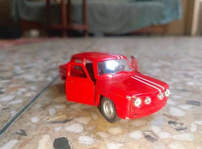 diecast scale model of the 1964 Renault R8 Gordini