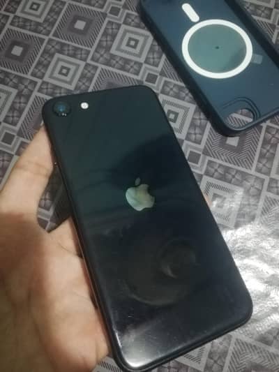 Apple iPhone SE 3