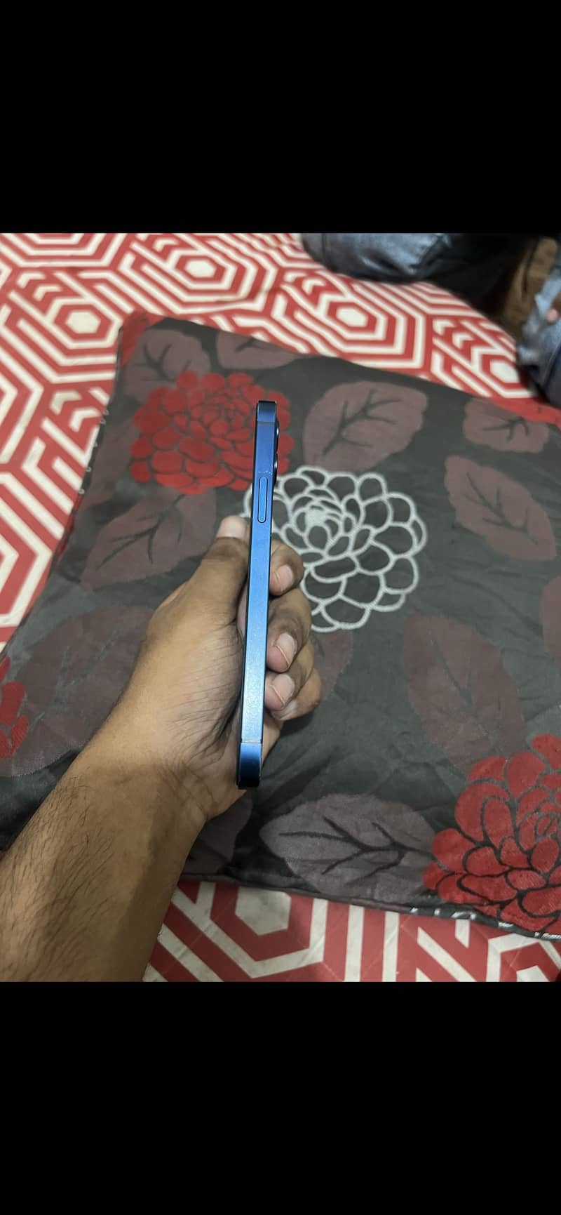 Apple iPhone 12 2