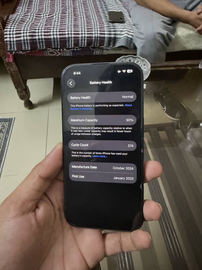 Apple iPhone 16 1