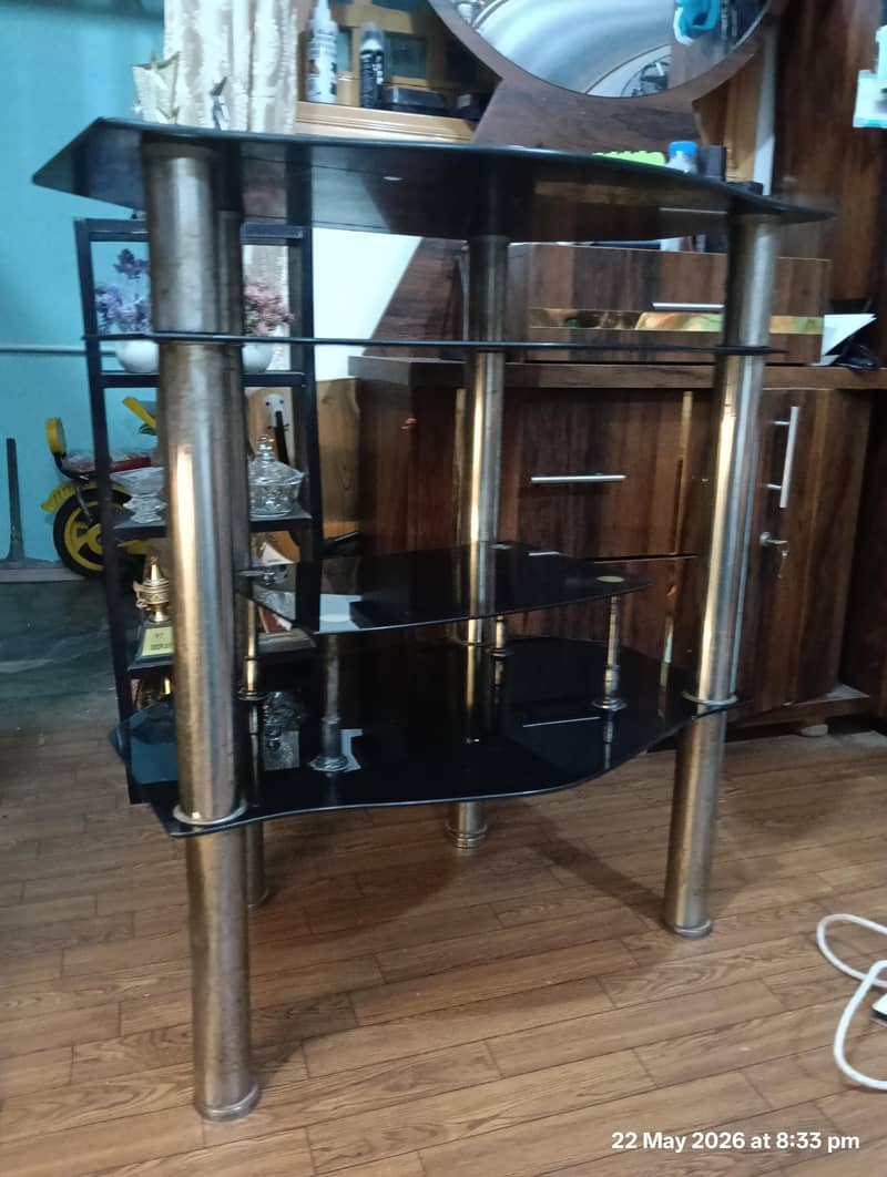 TV Trolley metal good condition 2
