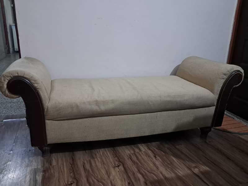 2 Seater Setti 0