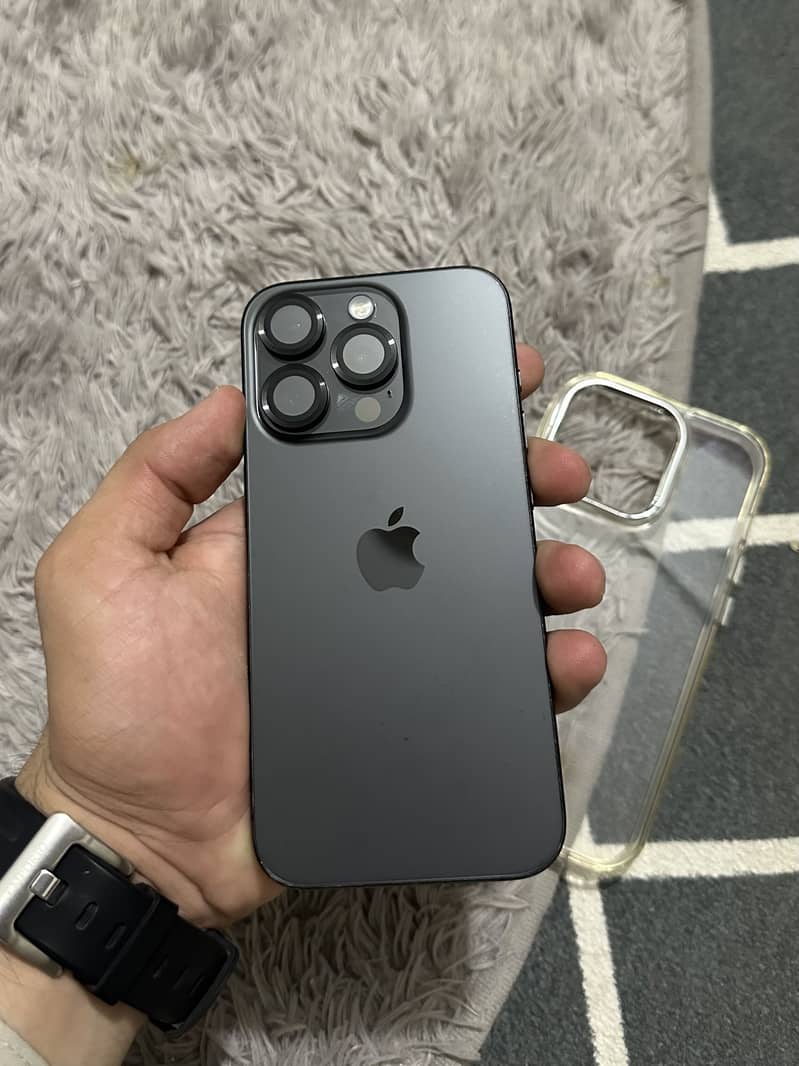Apple iPhone 15 Pro 5