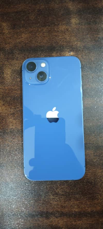Apple iPhone 13