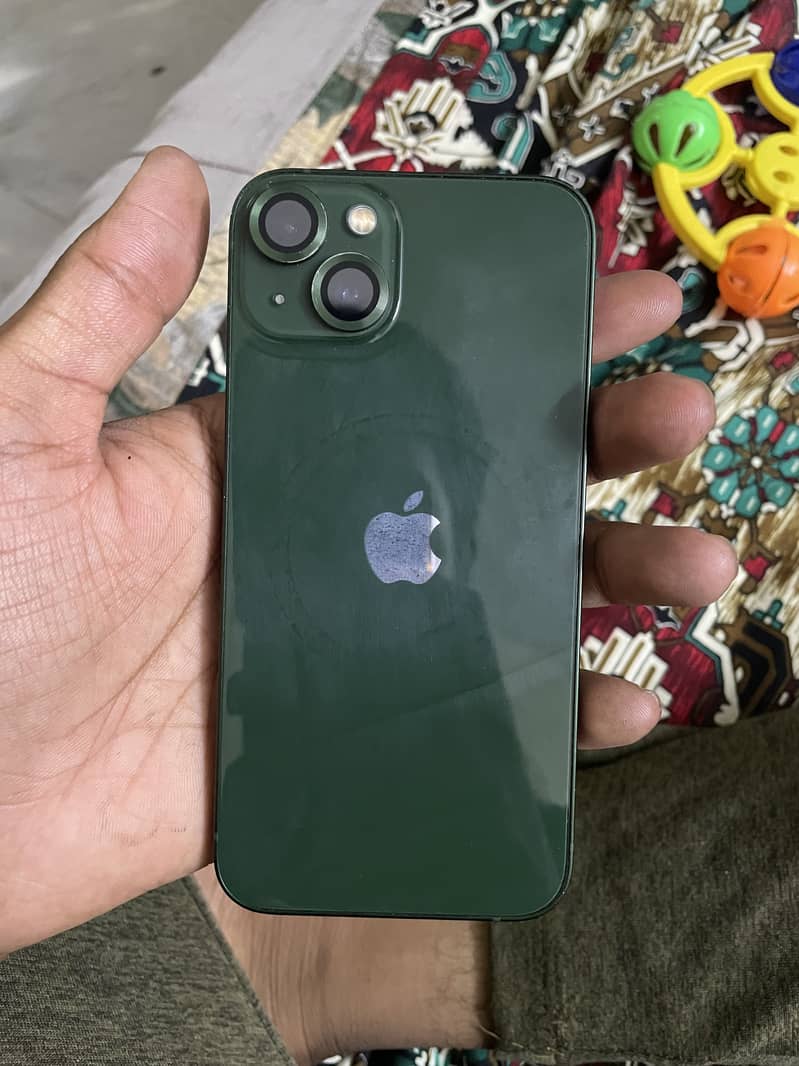 Apple iPhone 13 0