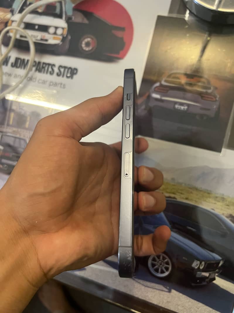 Apple iPhone 13 Pro 3