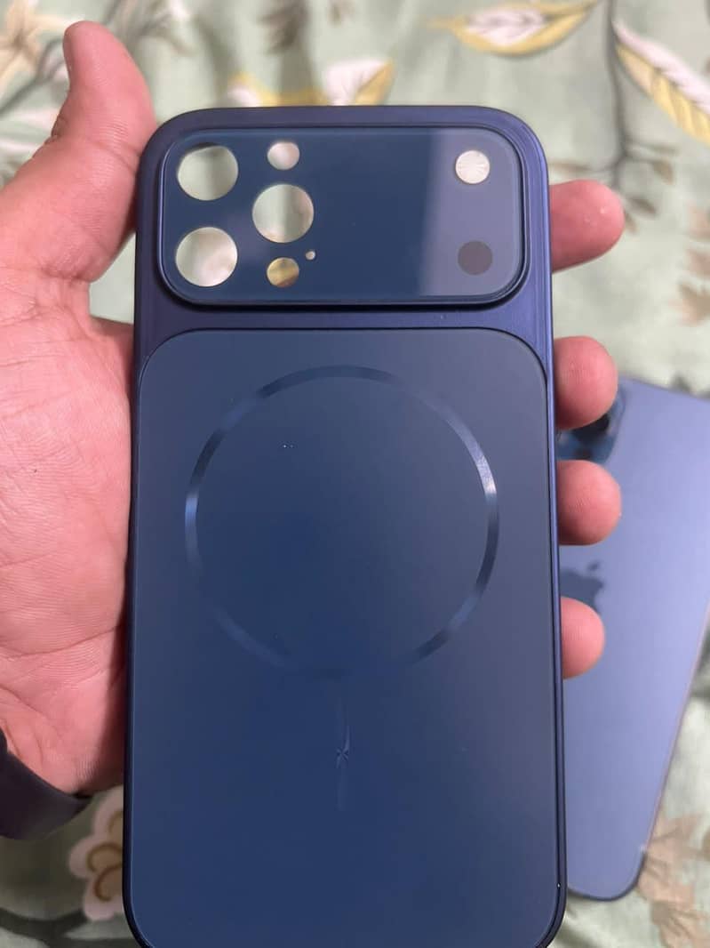 Apple iPhone 12 Pro jv 1