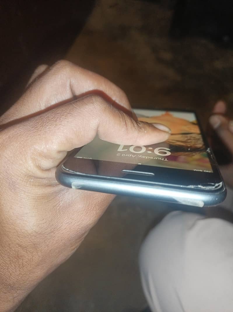 Apple iPhone 8 Plus 2