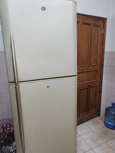 Refrigerator in running condition