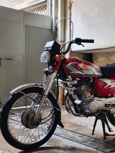 Honda 125 22/23 all documents clear pori bike stickered ha