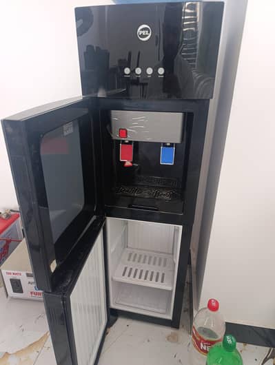 PEL water dispenser