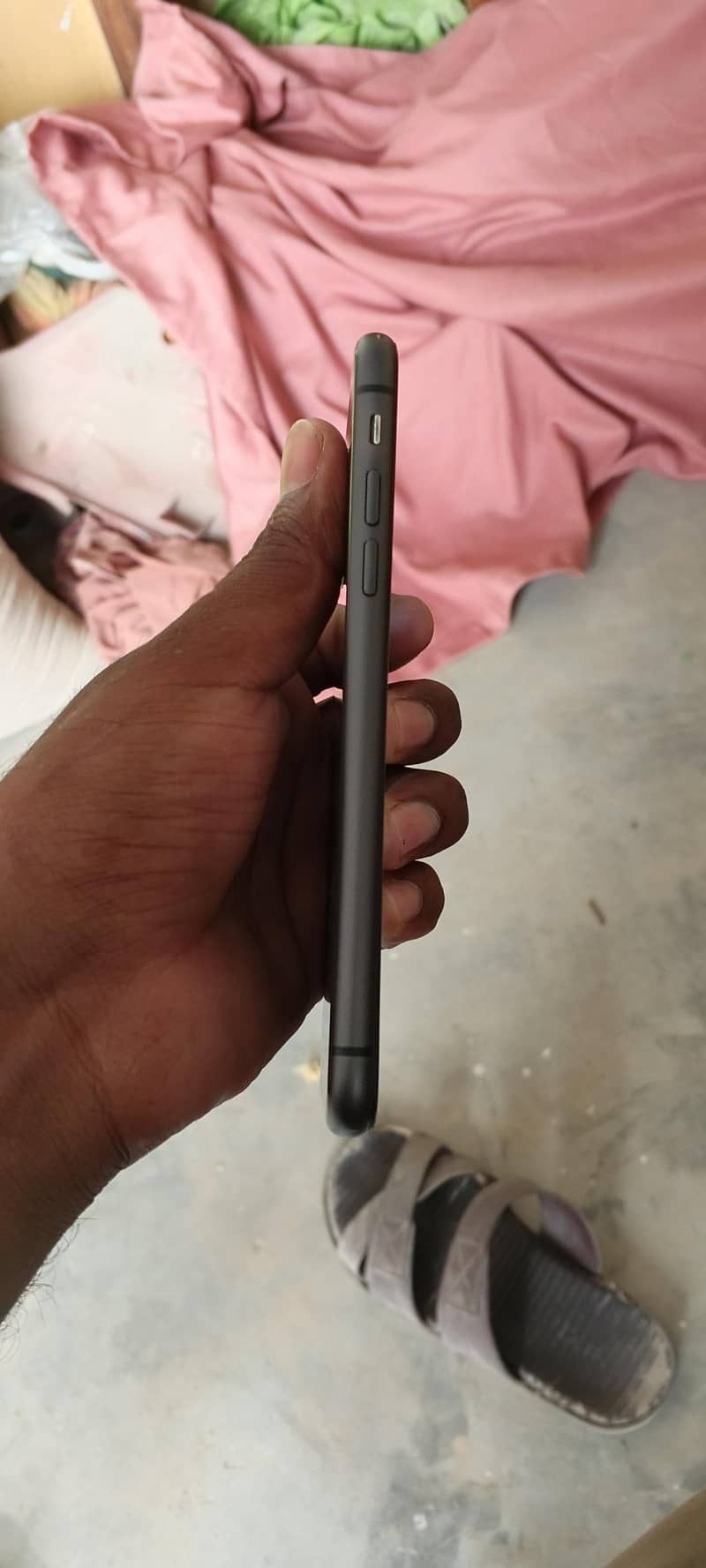 Apple iPhone 11 3