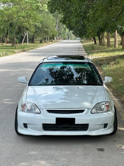 Honda Civic Oriel 2000