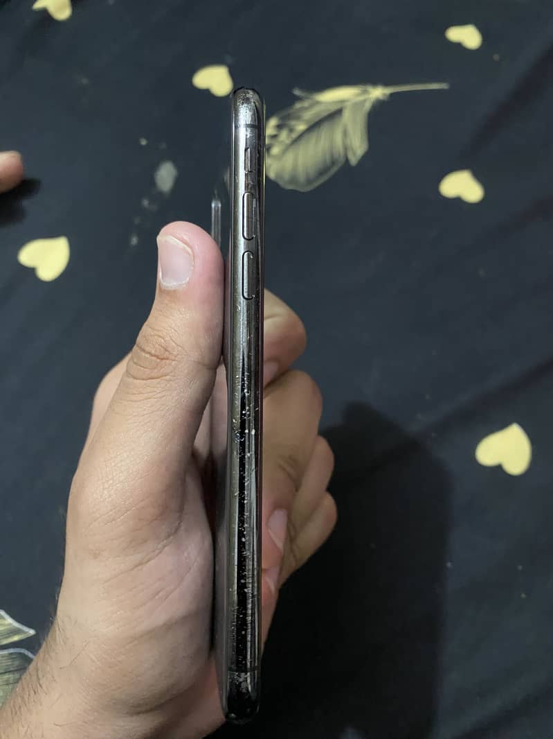 Apple iPhone X 2