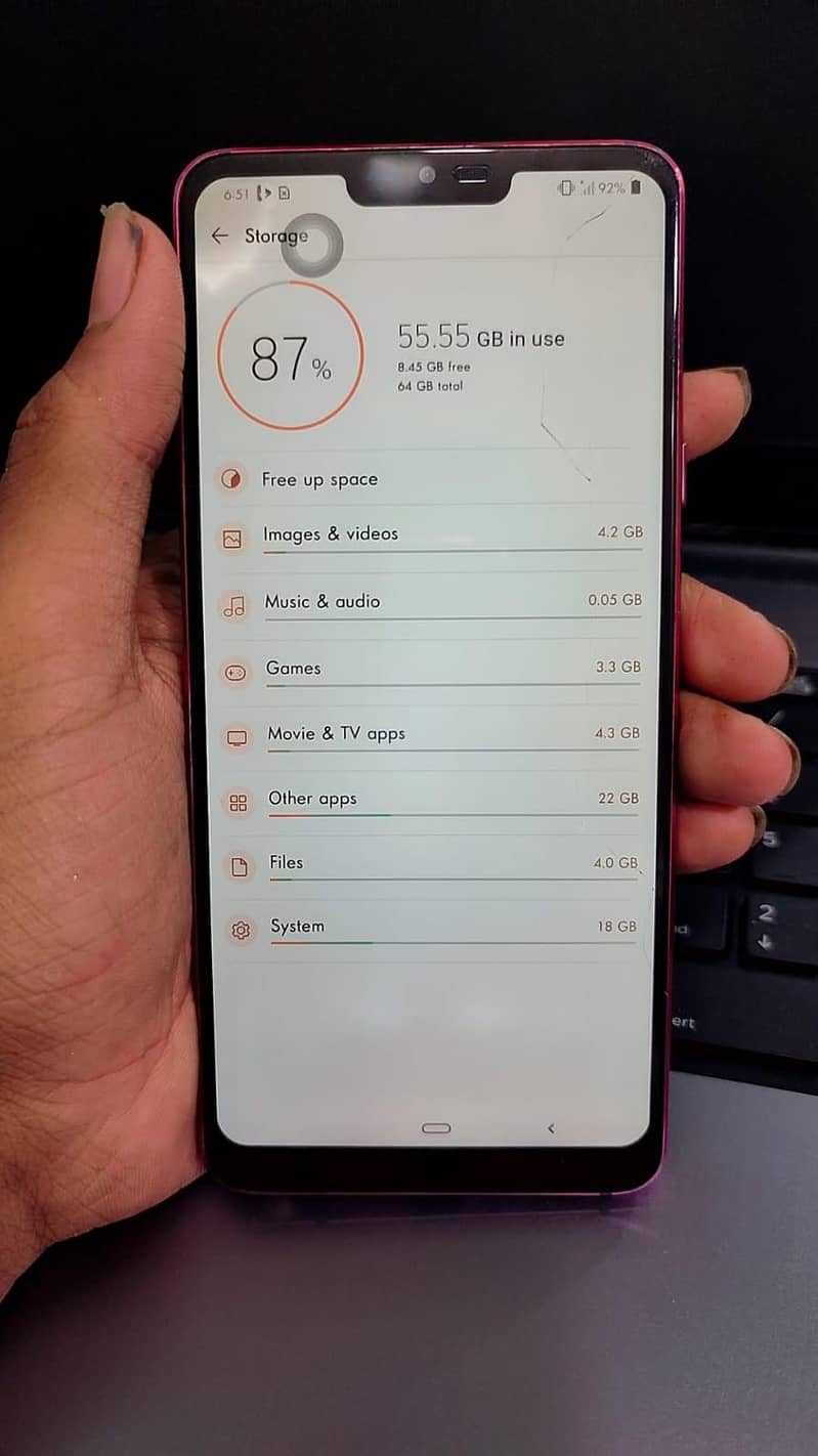 LG G7 Thin 4
