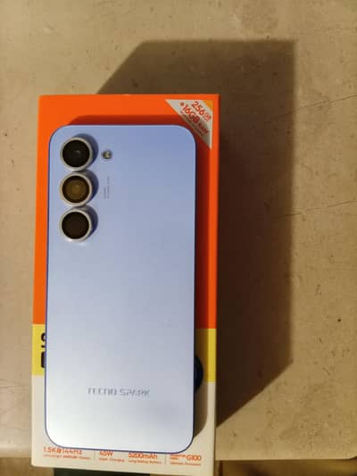 Tecno Spark 40 pro