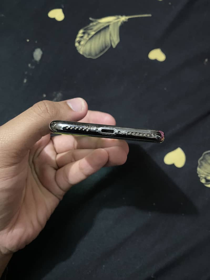 Apple iPhone X 1