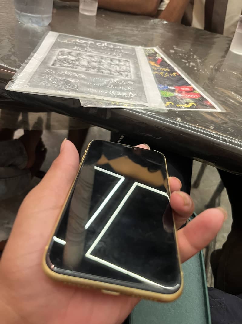 Apple iPhone 11 1