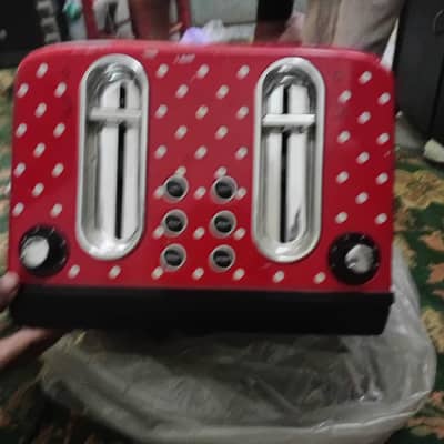 toaster is very good condition and a 1 work