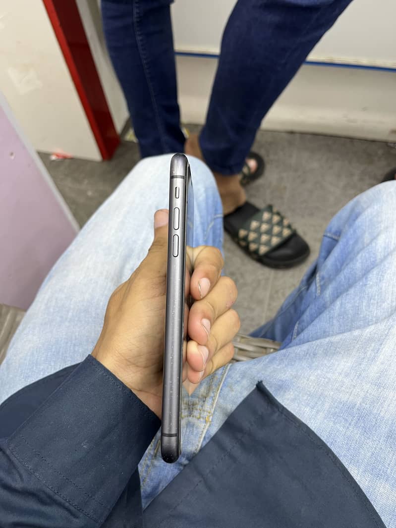 Iphone 11 3
