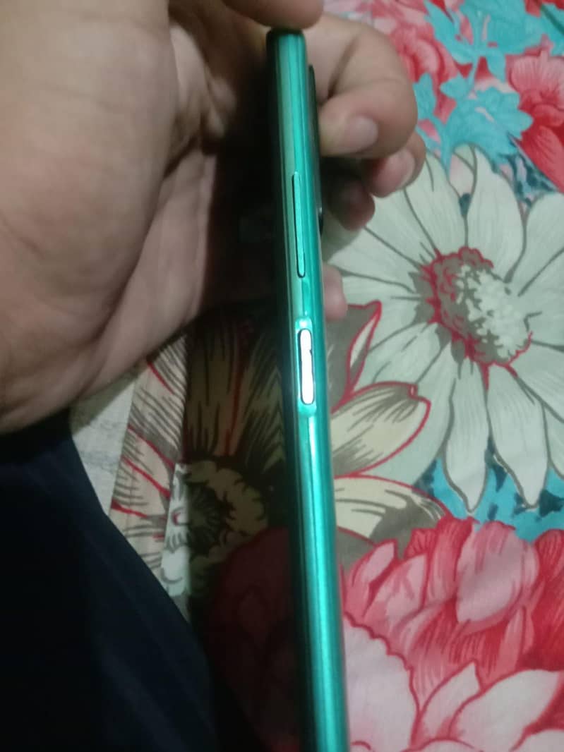 Infinix Note 8i 4