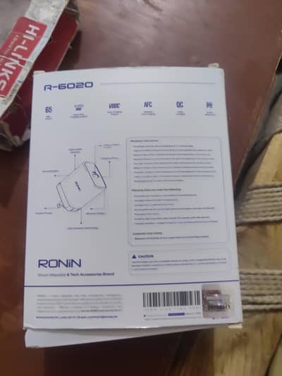 RONIN 65 watt super fast charger
