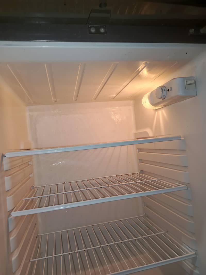 haire fridge 4