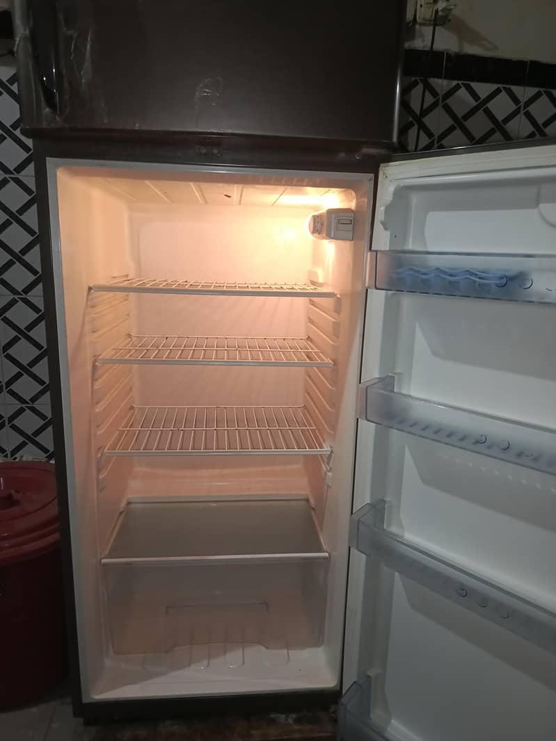 haire fridge 6