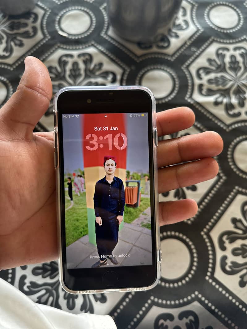 Apple iPhone SE 2022 3