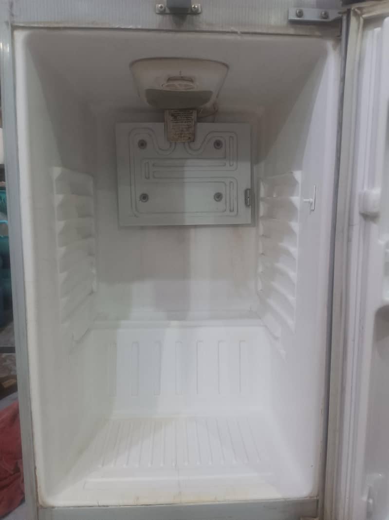 Waves Refrigerator for sale 5
