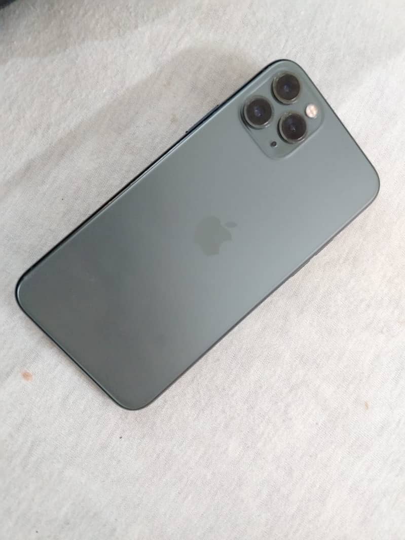 Apple iPhone 11 Pro 1