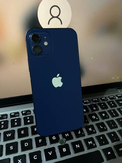 Apple iPhone 12