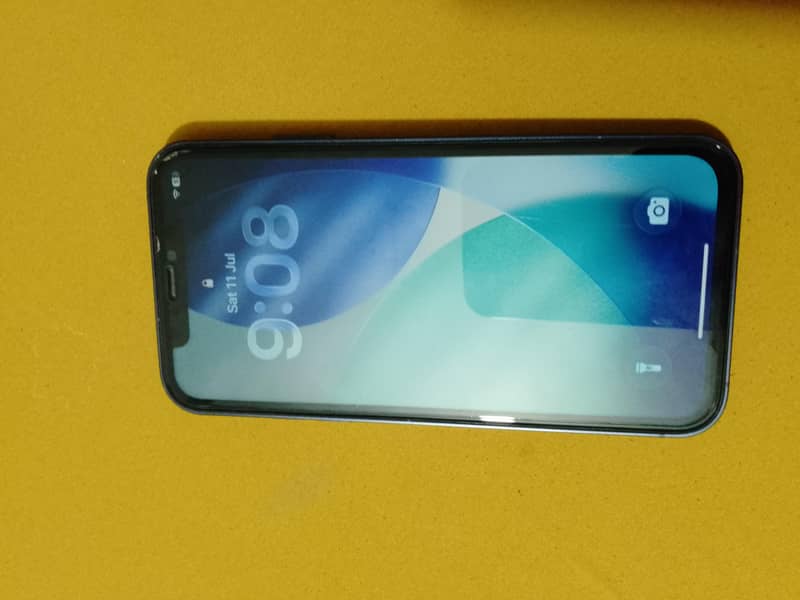 Apple iPhone 11 3
