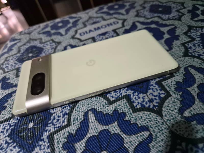 Google Pixel 7 2