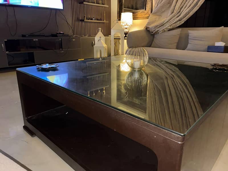 Lounge Center table 2