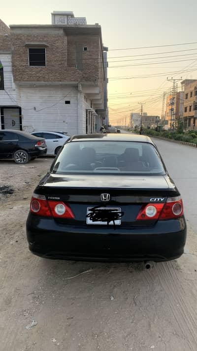 Honda City 2008 idsi black color urgent sale