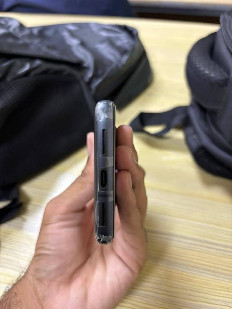 Google Pixel 8 2