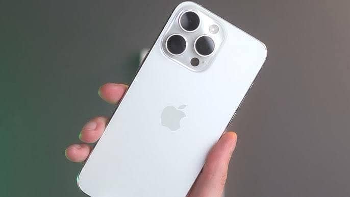 iPhone 15 pro max 0