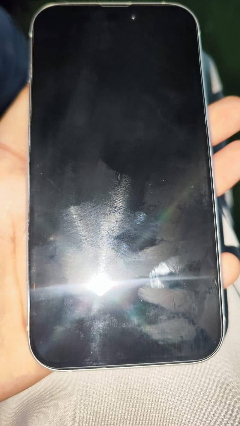 iPhone 15 Icloud locked 4