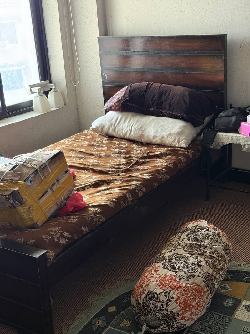 Wooden single bed 3