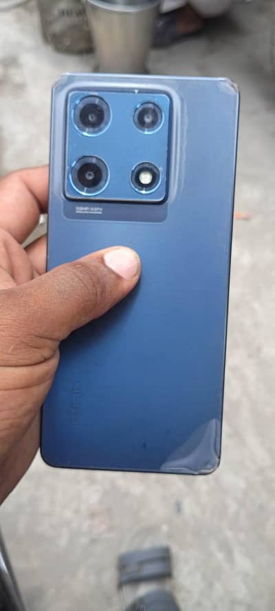 Infinix Note 30 Pro    8+8/256