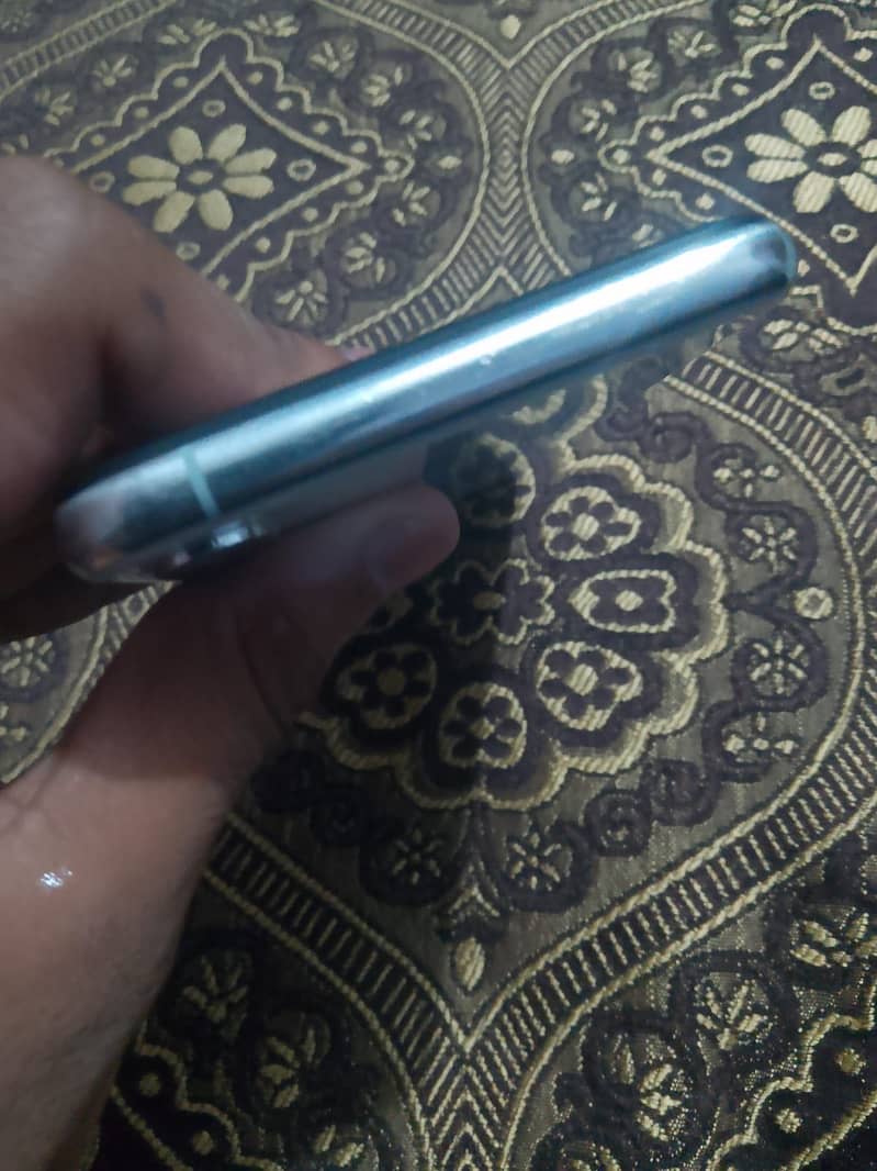 Apple iPhone XS 2