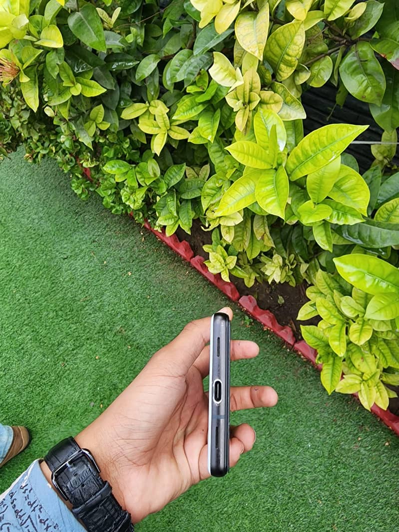 Google Pixel 6a 3