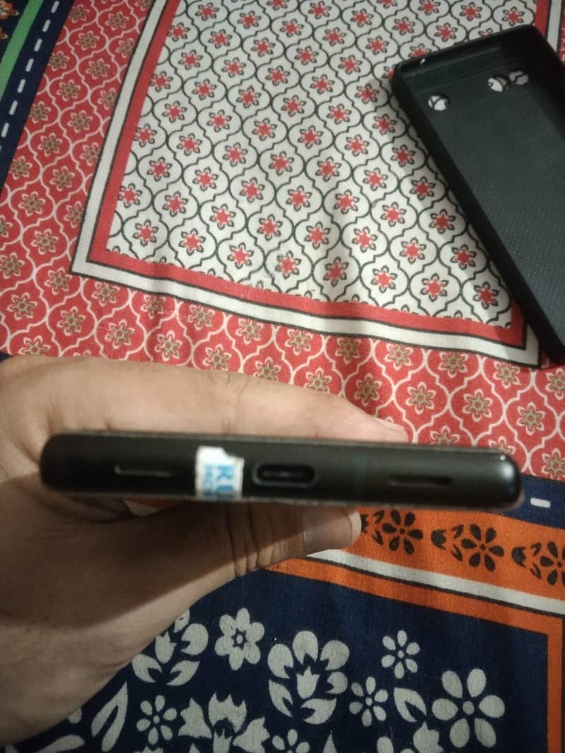 Google Pixel 6a 5