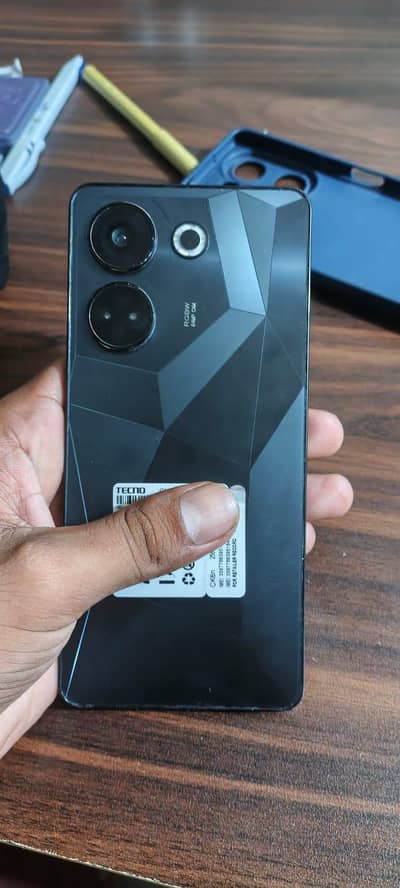 Tecno camon 20