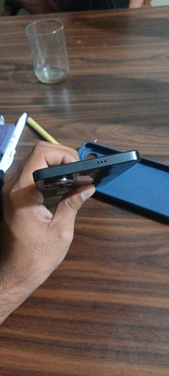 Tecno camon 20 4