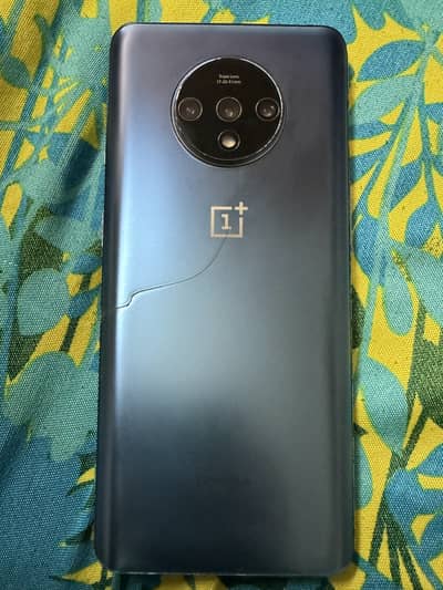 ONE PLUS 7T 8/128gb 90fps pubg